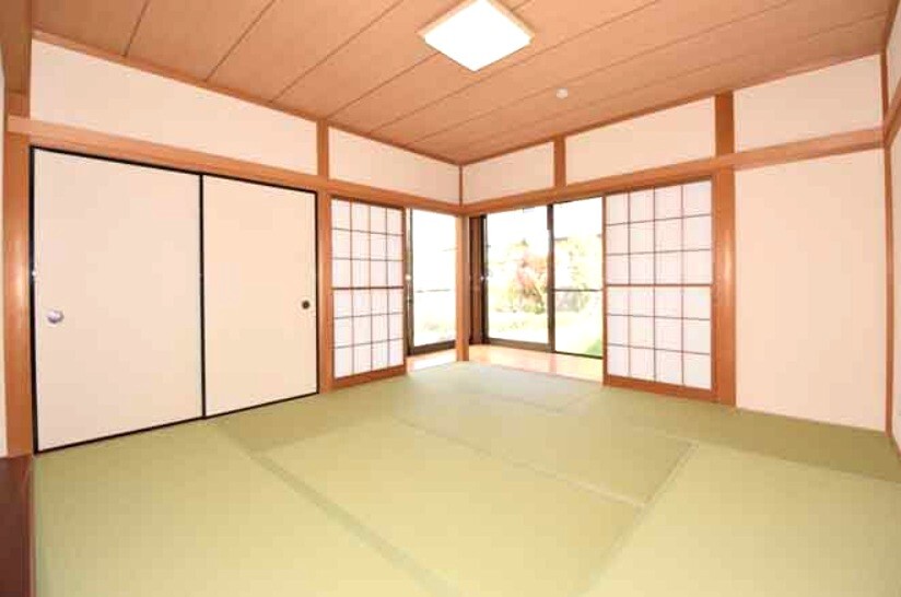 大網7800万室内４