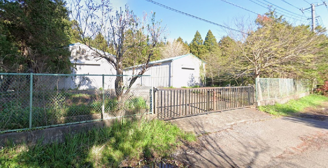 古泉町倉庫外観９
