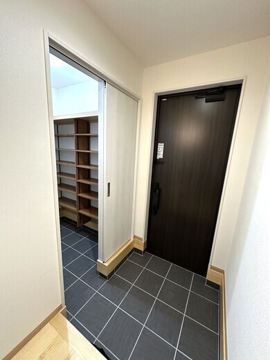 03_玄関2_編集_コピー