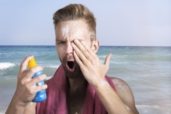 suncream-6108194_640_コピー_コピー