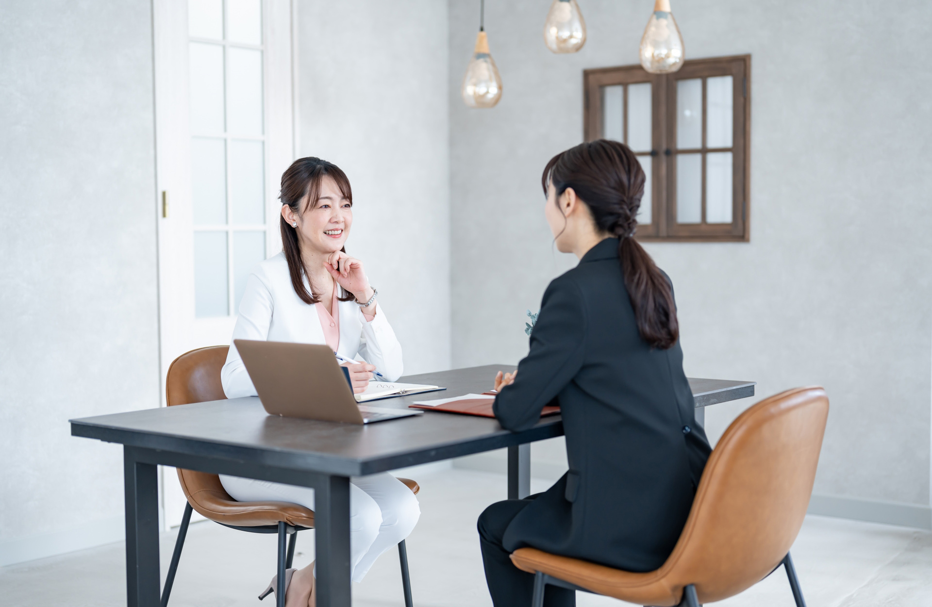 対話女性