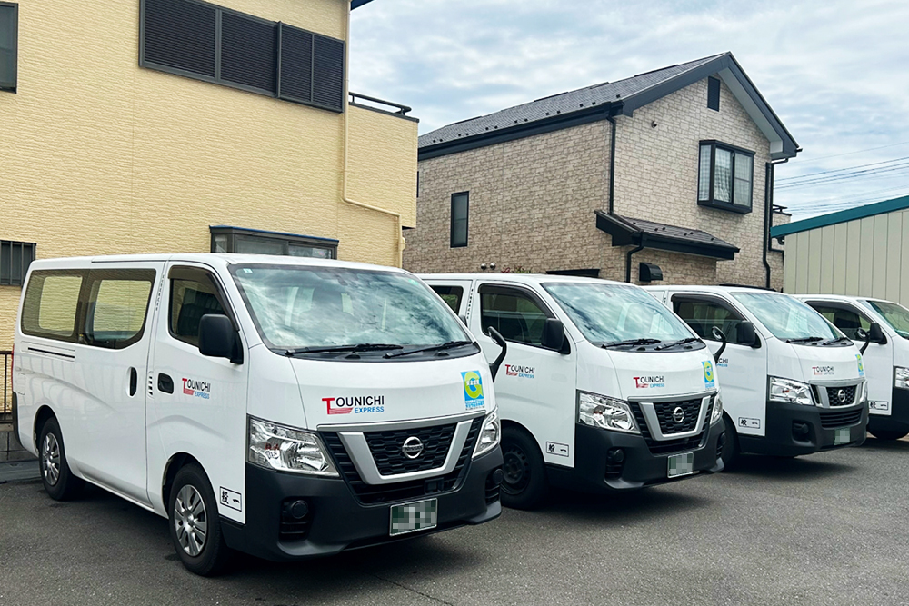 車両ワンボックス