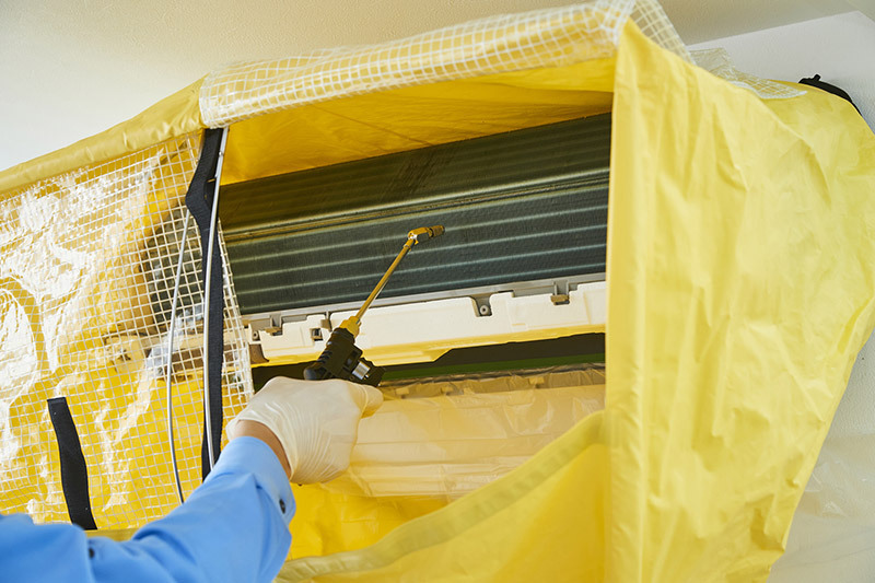 エアコンクリーニング