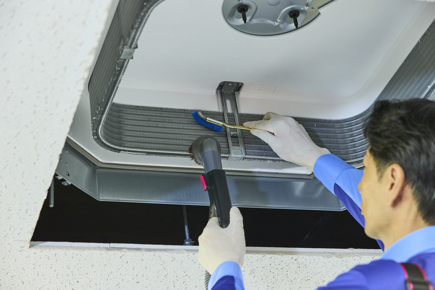 office_aircon_2_hokorijokyo