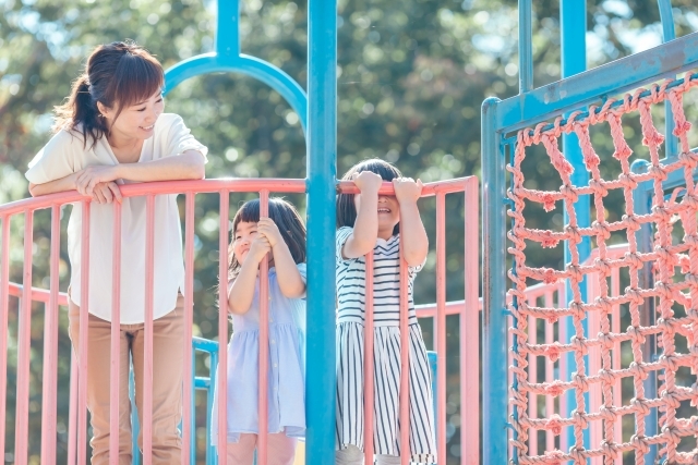 こどもたちの遊び場・居場所の拡充へ