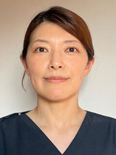 矯正歯科担当歯科医師：藤原あすか