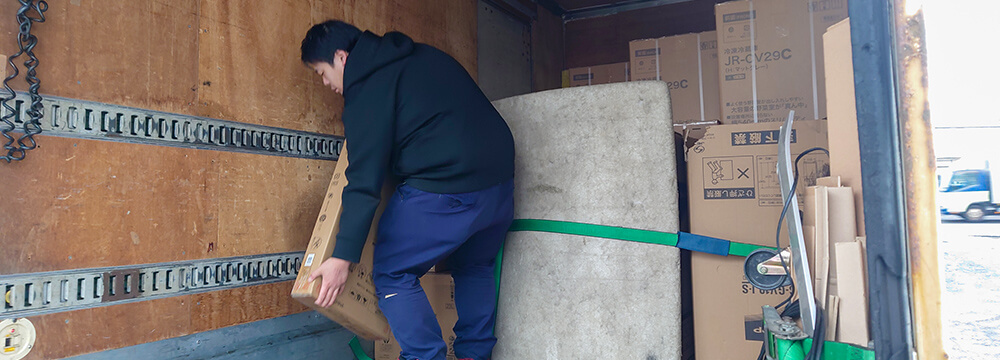 平均年齢30代！活気とチームワークあふれる職場