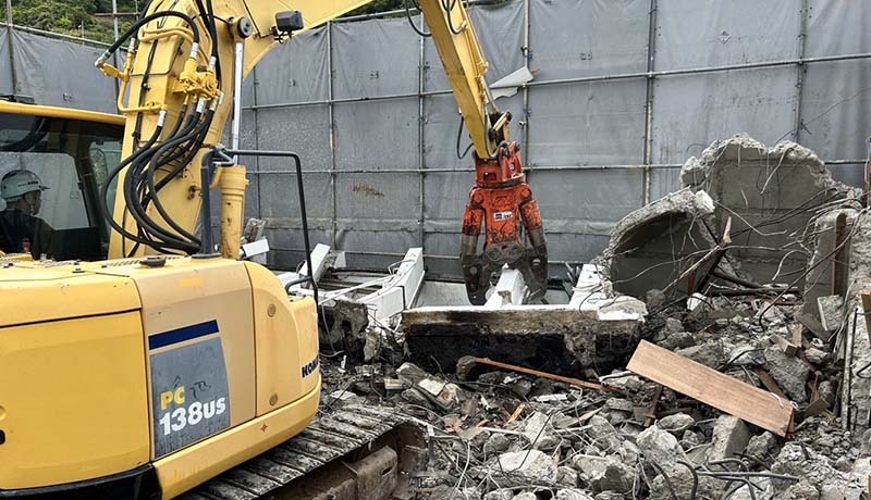 重機を自社で保有