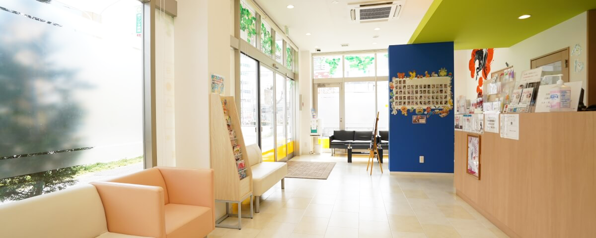 ③