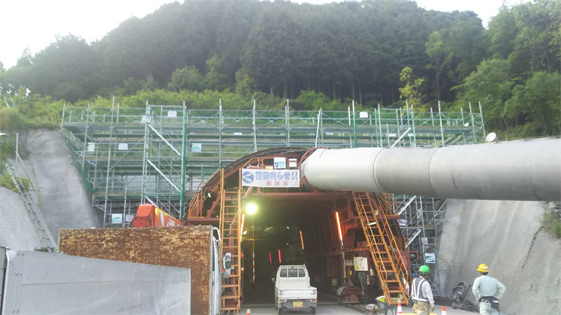 仮設足場・鳶工事の株式会社宮建|和歌山県岩出市
